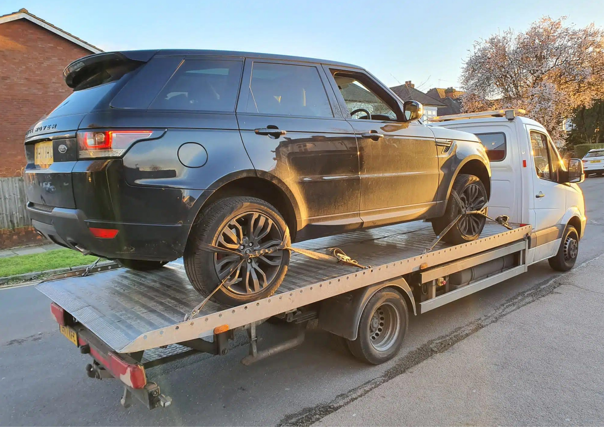 Why 24 Hour Car Recovery Is Vital for Drivers Anytime, Anywhere